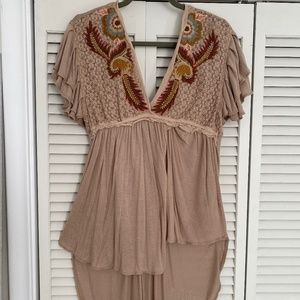 Free People Flowy shirt